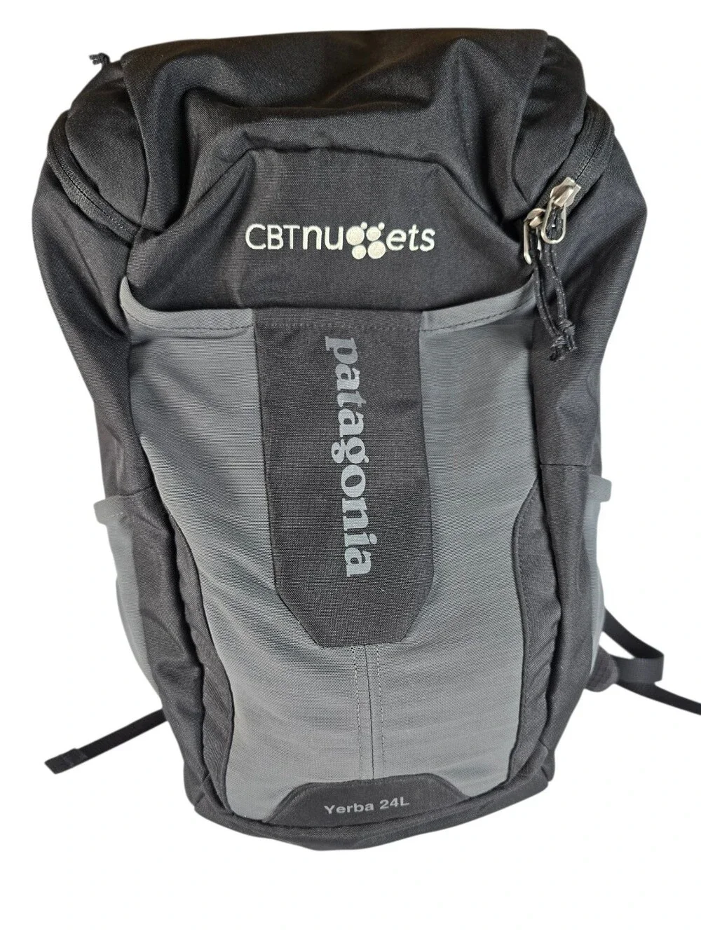 NWOT Patagonia Two-Tone Black and Gray Yerba 24L Backpack Cabincore